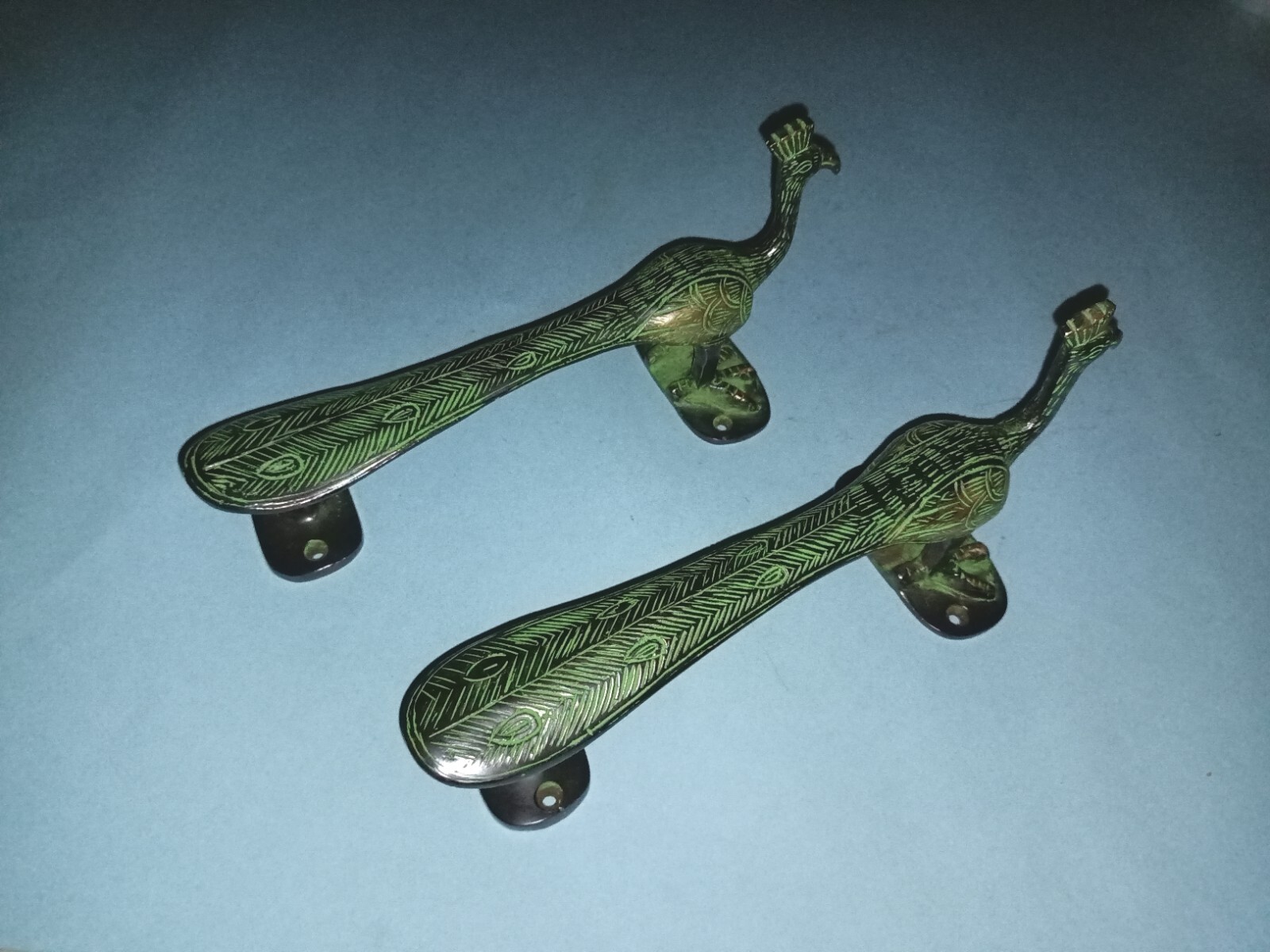 Bird Shape Door Pull Grip Victorian Brass Peacock Handle With Fingers Base HK503