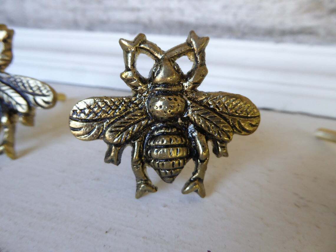 Antique Metal Drawer Pulls Handles Gold Bee Vintage Style Cabinets Knobs