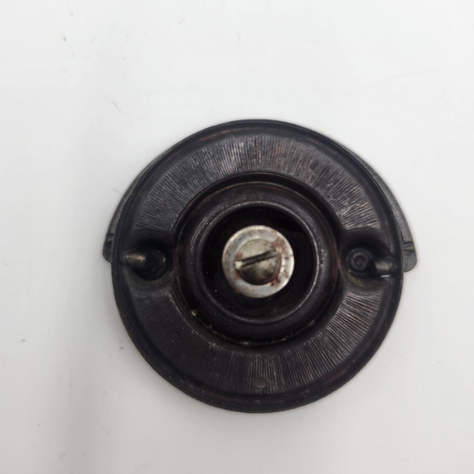 7 Antique round drawer pulls Hepplewhite 2″ black metal vintage