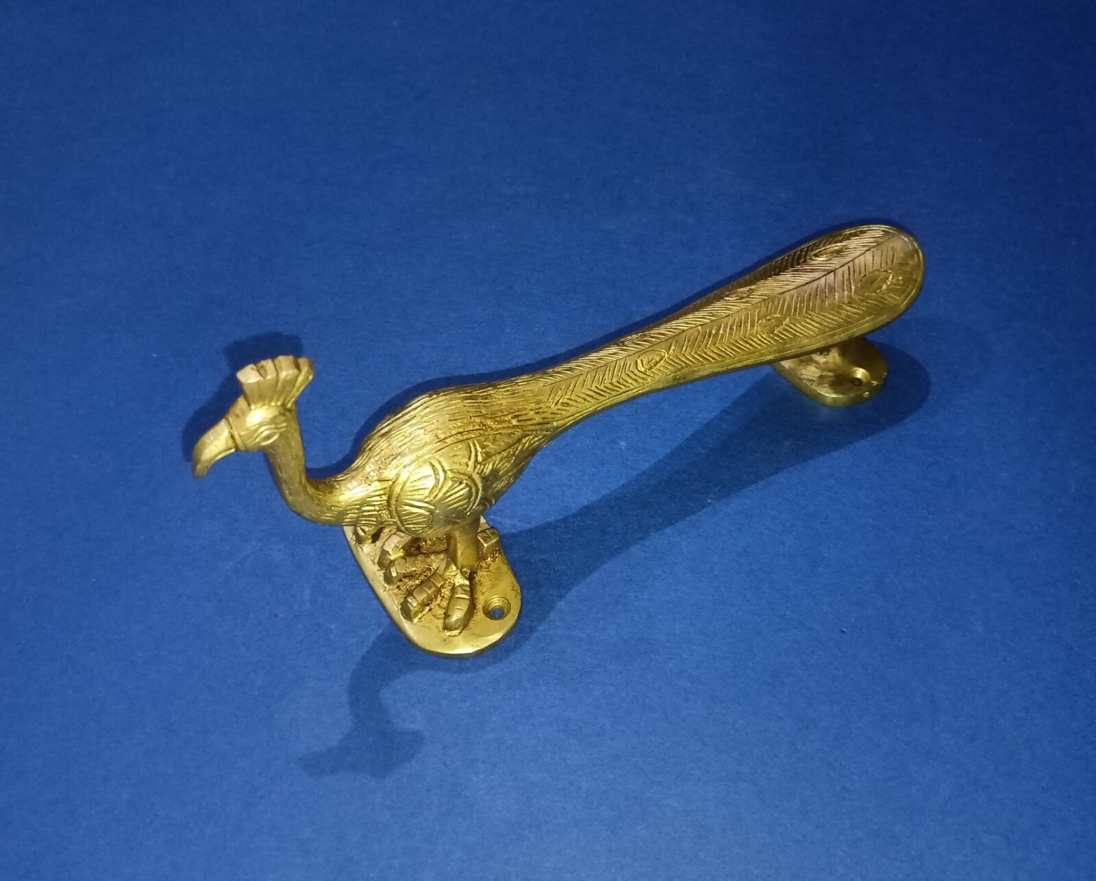 Brass Peafowl Cabinet Pull Peacock Fingers Base Cabin Entrance Door Handle HK506